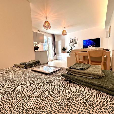 Paisible Studio Tout Neuf En Lisiere De Foret Peyrolles-en-Provence Екстериор снимка