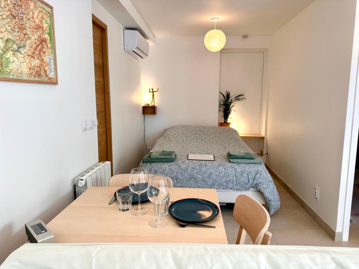Paisible Studio Tout Neuf En Lisiere De Foret Peyrolles-en-Provence Екстериор снимка