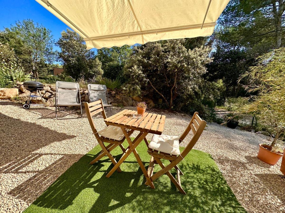 Paisible Studio Tout Neuf En Lisiere De Foret Peyrolles-en-Provence Екстериор снимка