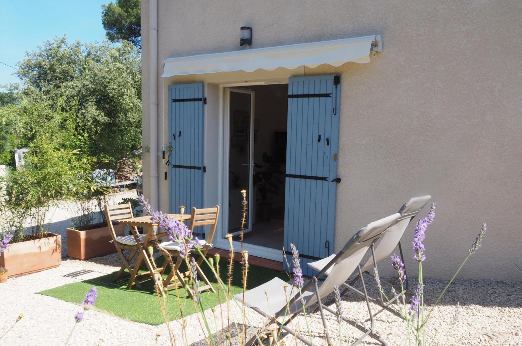 Paisible Studio Tout Neuf En Lisiere De Foret Peyrolles-en-Provence Екстериор снимка